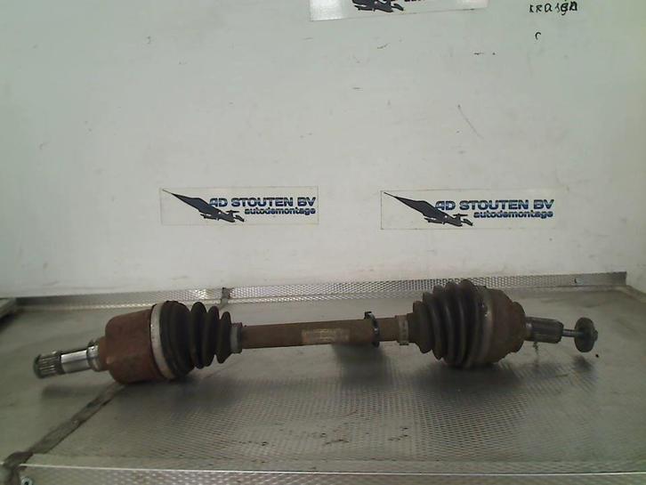 Aandrijfas Links Voor Volvo V50 (MW) (2004-04/2010-12), Auto-onderdelen, Transmissie en Toebehoren, Volvo, Gebruikt