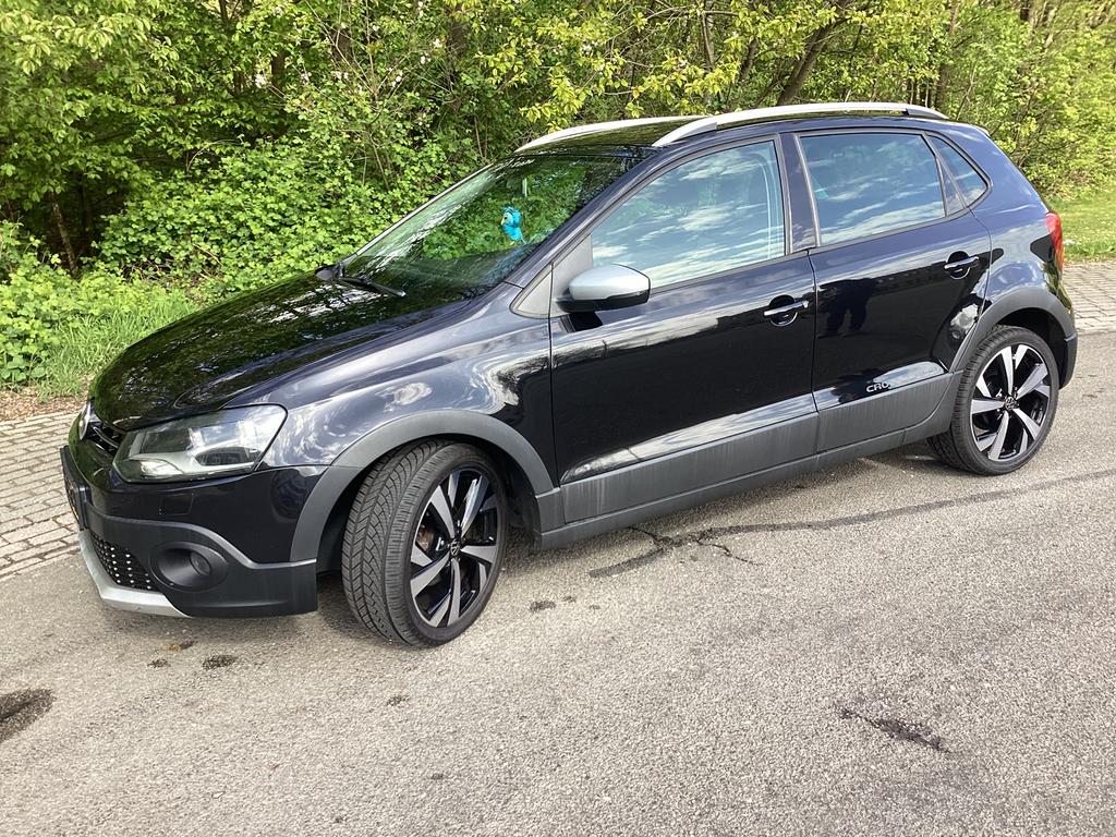 Volkswagen Polo 1.2 51KW 2012 Zwart, Auto's, Volkswagen, Voorwielaandrijving, 40 €/maand, 1028 kg, 1198 cc