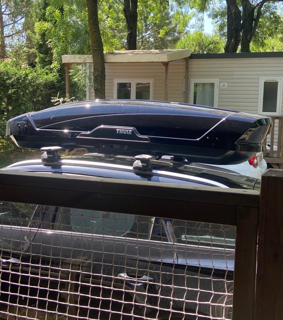 TE HUUR! Thule Motion XL dakkoffer met dakdragers, Ophalen, Zo goed als nieuw