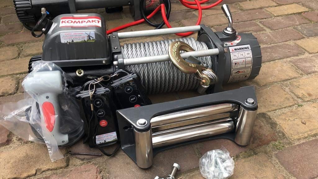 Elektrische lier 12 V 5,9 ton KOMPAKT oprijwagen draadloos, Ophalen of Verzenden, Nieuw