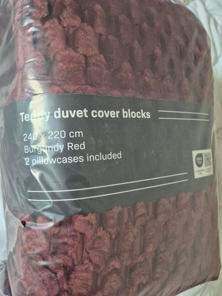 Teddy dekbedovertrek blokken 240x220 cm bordeauxrood, Dekbedovertrek, Ophalen of Verzenden, Rood, Nieuw