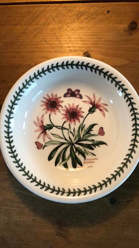 Portmeirion ontbijtbordje, Ophalen of Verzenden, Zo goed als nieuw, Bord(en), Overige stijlen