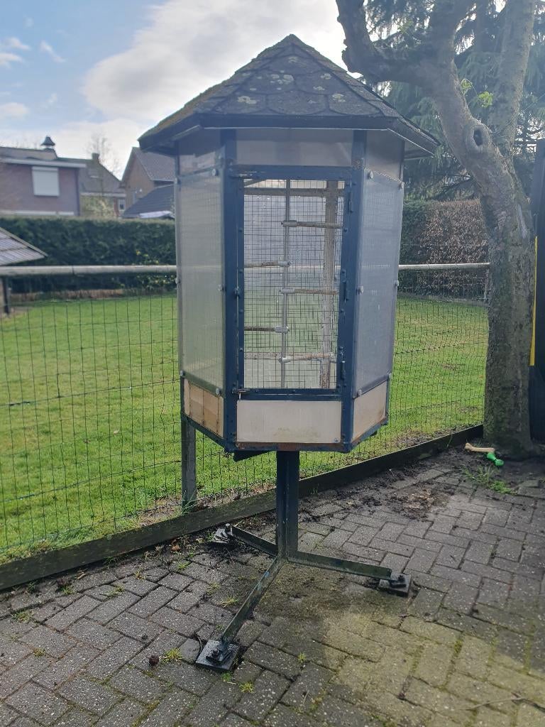 Vogelkooi, Dieren en Toebehoren, Vogels | Hokken en Kooien, Ophalen, Gebruikt, Metaal, Vogelkooi