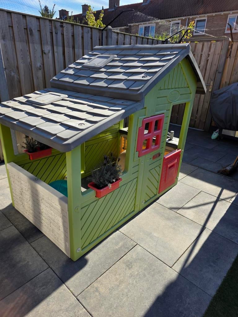 Smoby speelhuisje Bieden!!, Ophalen, Gebruikt, Kunststof