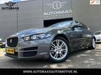 Jaguar XE 2.0 Portfolio 241pk AUTOMAAT |PANORAMADAK |VOL LED, Auto's, Jaguar, 4 cilinders, Leder, Bedrijf, XE