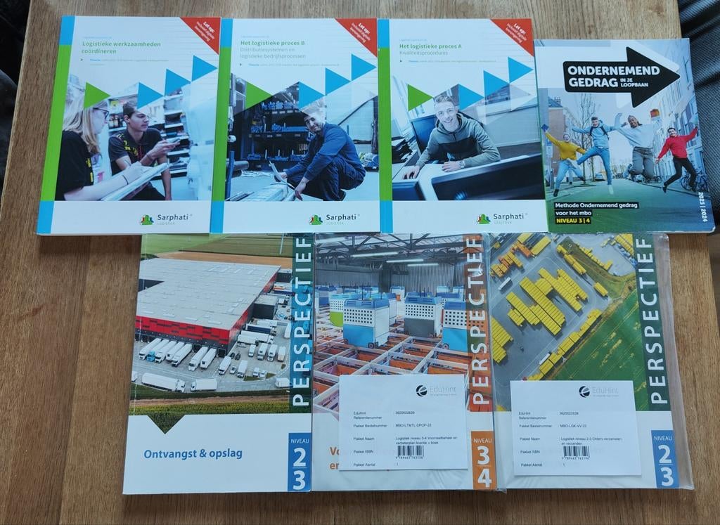 MBO Logistiek Supervisor niveau 2/3/4 complete set boeken, Boeken, Ophalen of Verzenden, Zo goed als nieuw, MBO