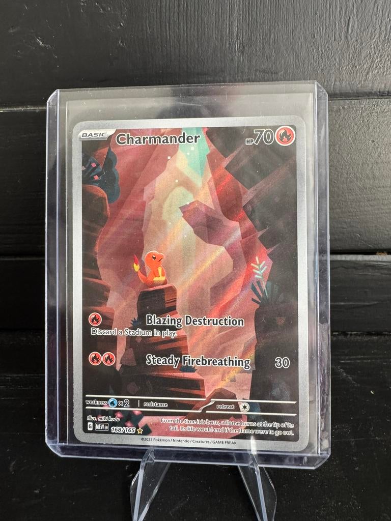 Charmander 151, Hobby en Vrije tijd, Verzamelkaartspellen | Pokémon, Ophalen of Verzenden, Zo goed als nieuw