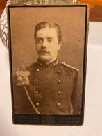 Cdv Nederlandse militair, fotograaf Wolrabe Den Haag, Verzamelen, Foto's en Prenten, Gebruikt, Foto, Ophalen of Verzenden, Voor 1940