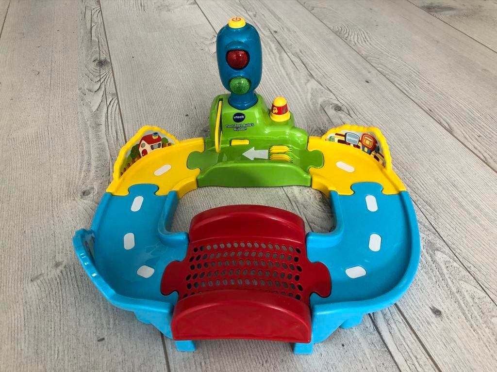 Toet toet auto’s rijbaan, Kinderen en Baby's, Speelgoed | Vtech, Ophalen, Zo goed als nieuw, 2 tot 4 jaar