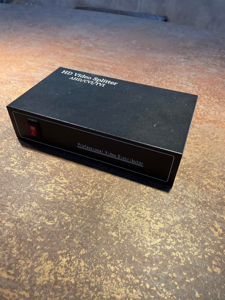 HD Video Splitter AHD/CVI/TVI - Professionele Video Distribu, Ophalen, Gebruikt, Minder dan 2 meter, Overige kabels