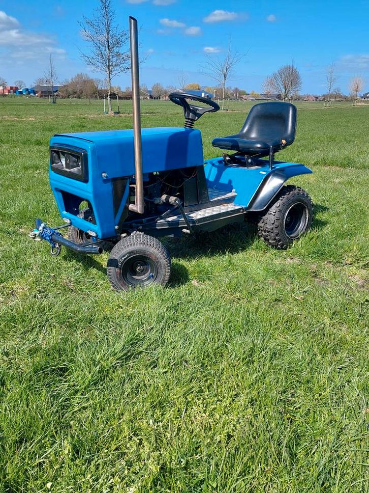 Tuintrekker, Tuin en Terras, Zitmaaiers, Zo goed als nieuw, Versnellingen, Ophalen