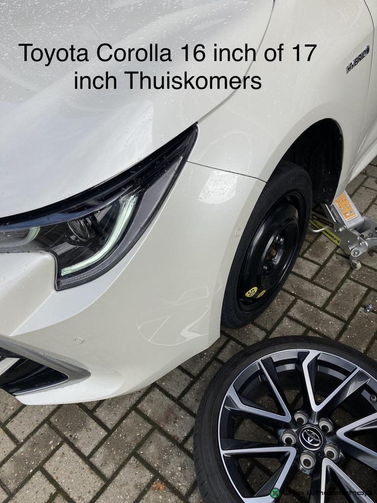 Thuiskomer Reservewiel Toyota Yaris Corolla & Cross CHR 17 i, Gebruikt, -, -, Banden en Velgen