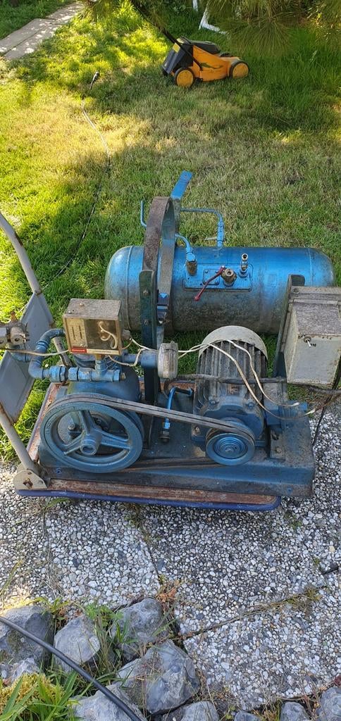 Compressor 400v, Doe-het-zelf en Verbouw, Compressors, 100 liter of meer, Ophalen, Gebruikt