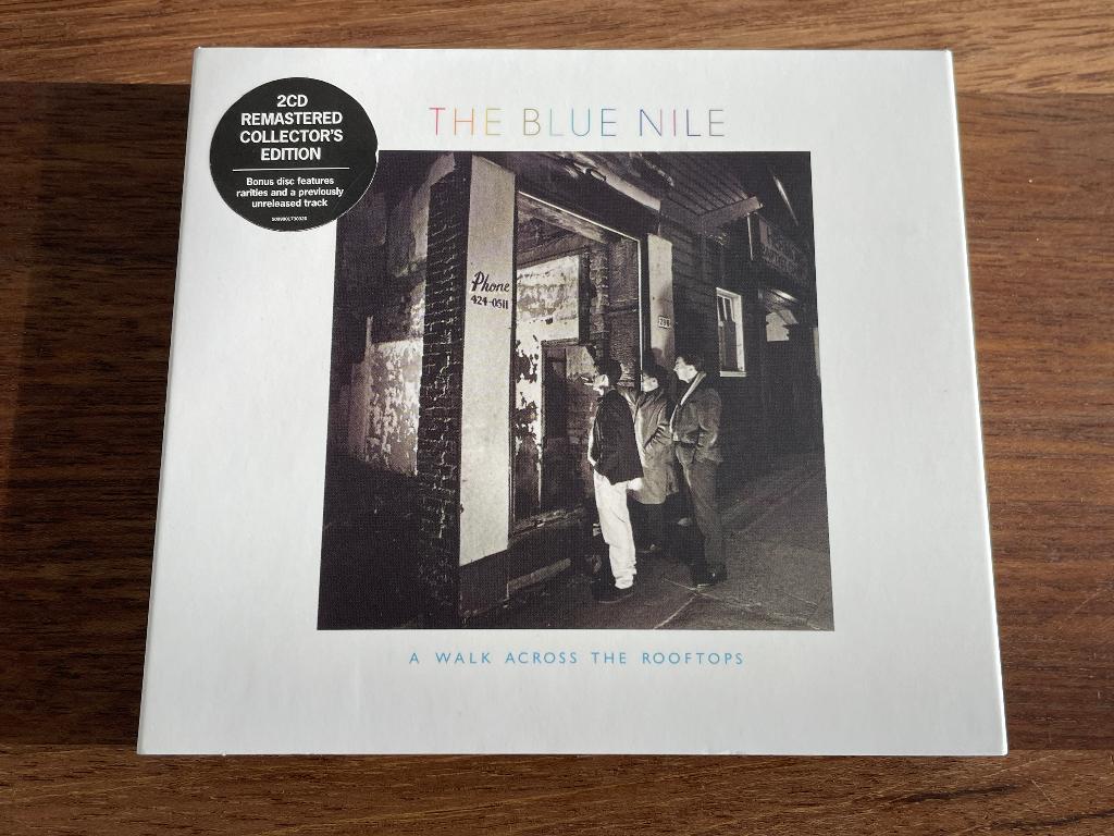 2Cd The Blue Nile A Walk Across Rooftops 2012 ReIssue ZGAN, Ophalen of Verzenden, 2000 - 2009, Zo goed als nieuw, Boxset