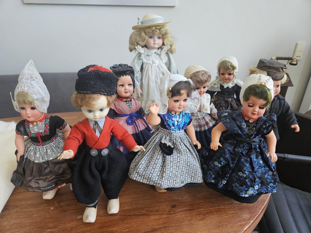 Klederdracht poppen, Ophalen, Gebruikt, Pop