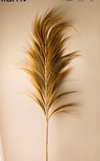 Pluimen paars en oker geel, Ophalen of Verzenden, Zo goed als nieuw