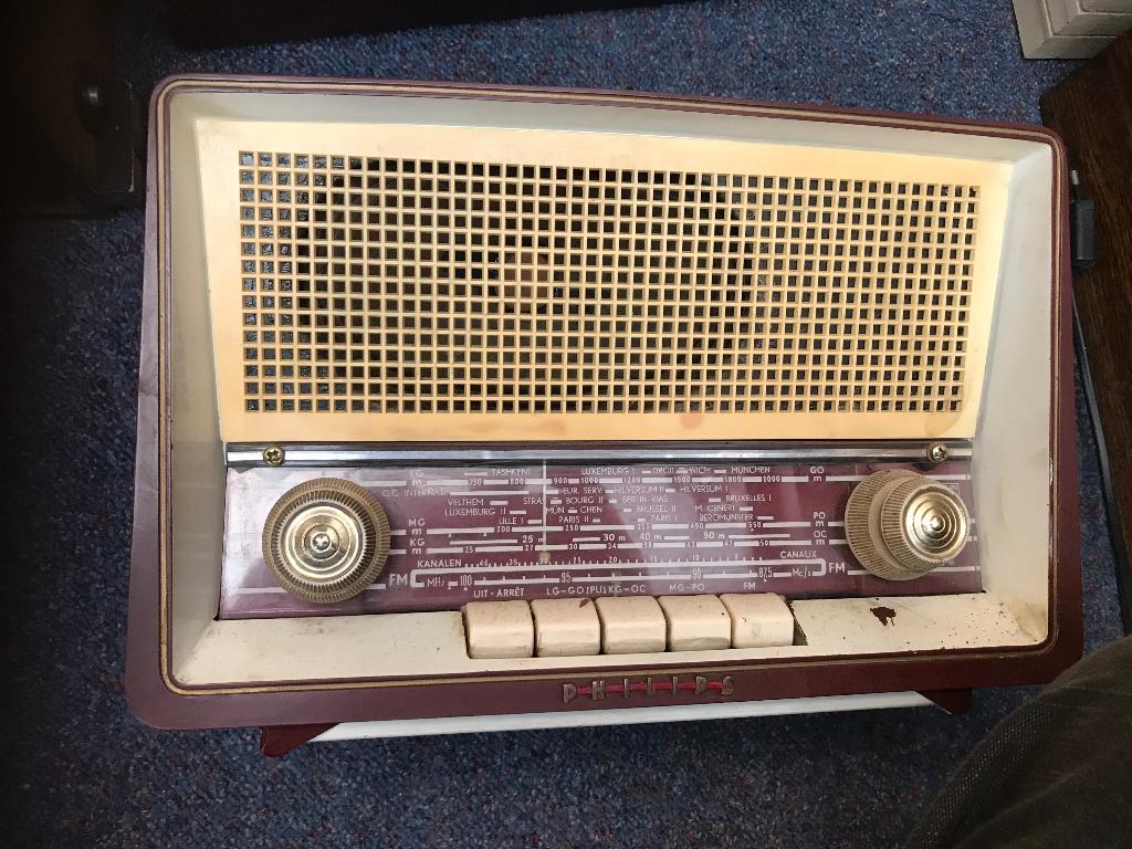 Philips belgium: buizenradio b3x81u uit 1958/59 klein model, Ophalen