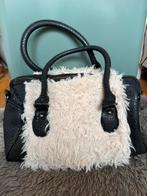 Zwarte Sacha tas met crème, teddy stof, Sieraden, Tassen en Uiterlijk, Tassen | Damestassen, Ophalen of Verzenden, Gebruikt, Zwart