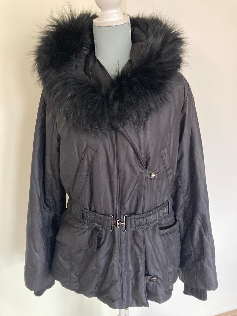 Zwarte winterjas met capuchon - Creenstone, Kleding | Dames, Jassen | Winter, Maat 38/40 (M), Zwart, Creenstone, Ophalen of Verzenden