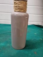 vaas / pot met touw taupe, Huis en Inrichting, Woonaccessoires | Vazen, Ophalen of Verzenden, 'T Olde Gre-j, Info@toldegrej.nl