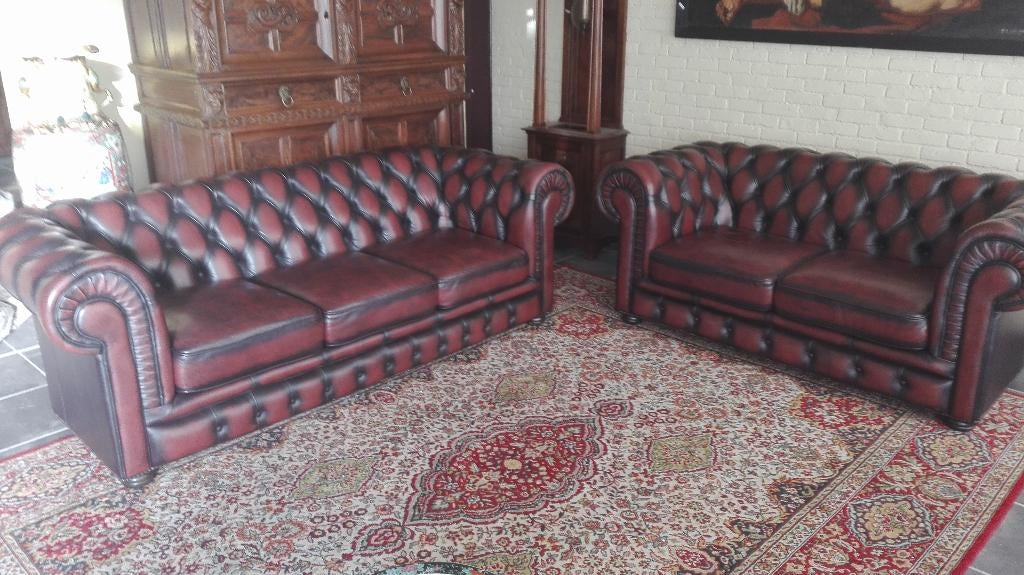 oude robuuste top chesterfield salon 3 en 2 zits, Ophalen
