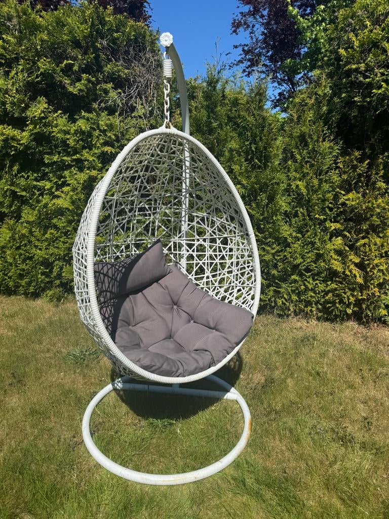 Witte Egg Hangstoel met Grijs Kussen, Ophalen, Gebruikt, Wicker