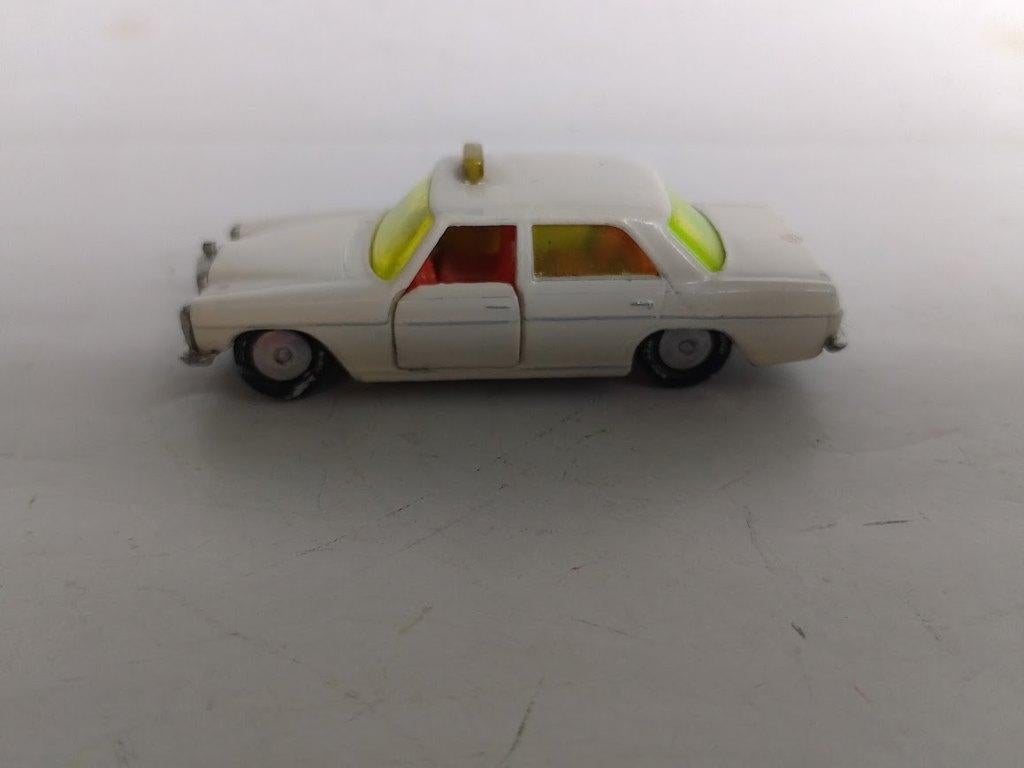 Mercedes W 114 /8 Taxi, Siku nr V 309, Ophalen of Verzenden, Zo goed als nieuw, Auto