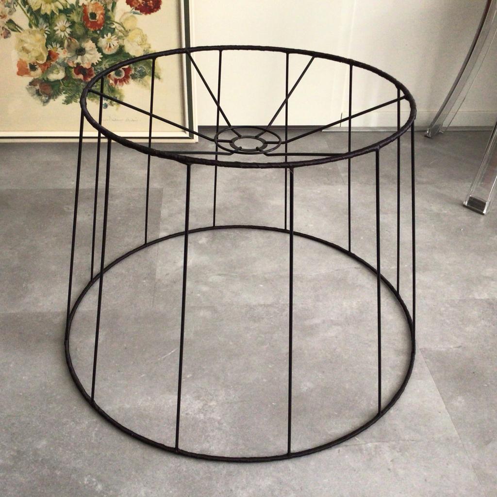 Zwart metalen frame voor lampenkap of decoratie, Huis en Inrichting, Lampen | Lampenkappen, Ophalen, Gebruikt, 25 tot 50 cm, Zwart