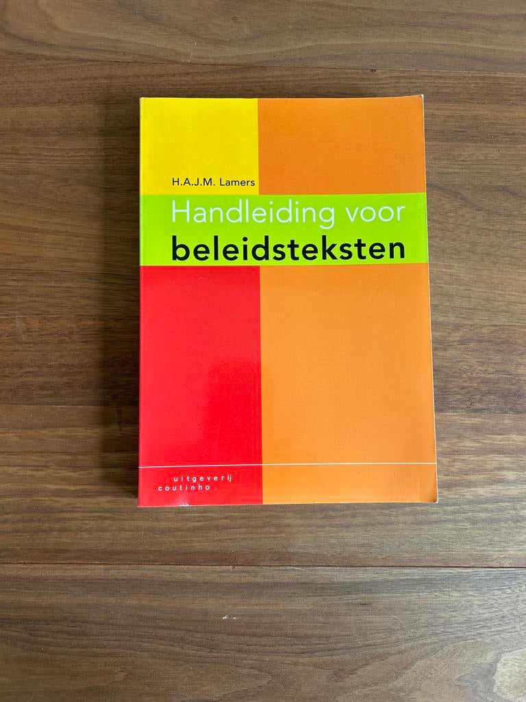 Handleiding voor beleidsteksten - H.A.J.M. Lamers, Ophalen of Verzenden, Gamma, Zo goed als nieuw, HBO
