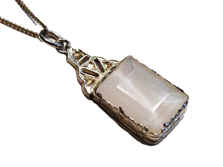 Antieke zilveren ketting met zilveren hanger met natuursteen, Sieraden, Tassen en Uiterlijk, Antieke sieraden, Overige typen, Zilver