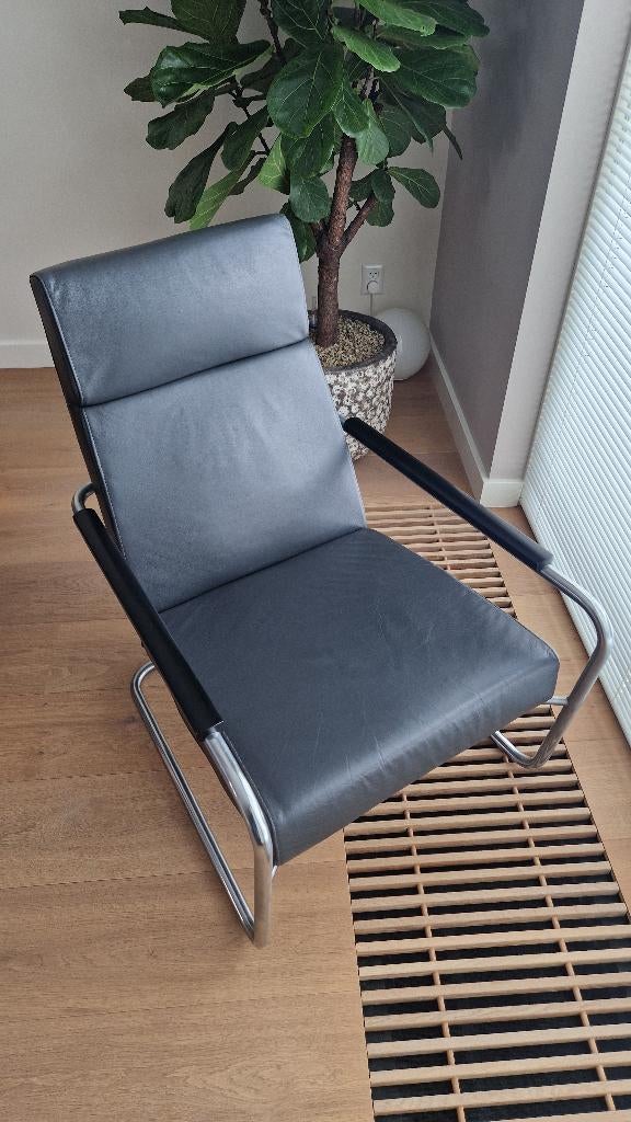 Designfauteuil Harvink - 1 of 2 stuks te koop, Huis en Inrichting, Stoelen, Ophalen, Twee, Overige kleuren, Zo goed als nieuw