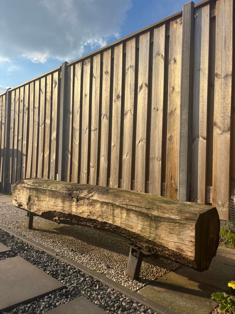 Massieve boomstam bank 178 cm – industrieel, Tuin en Terras, Ophalen, Gebruikt, Hout