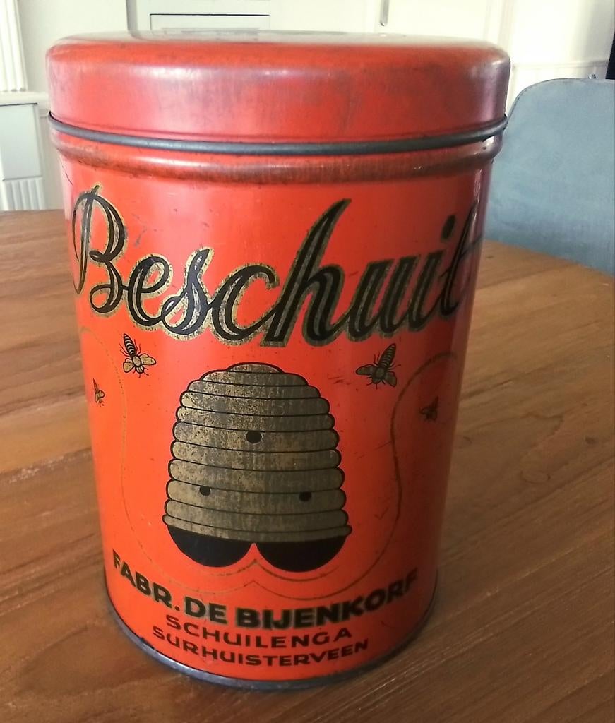 Beschuit blik  fabr de bijenkorf. Surhuisterveen., Ophalen of Verzenden, Gebruikt, Overige