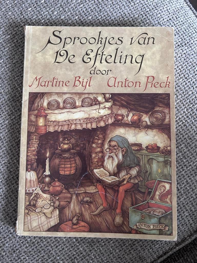 Sprookjes van De Efteling - Martine Bijl & Anton Pieck, Ophalen of Verzenden, Zo goed als nieuw