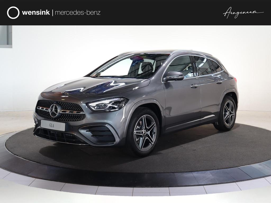 Mercedes-Benz GLA-klasse 180 Business Solution AMG | Panoram, Auto's, Mercedes-Benz, 4 cilinders, Origineel Nederlands, Bedrijf