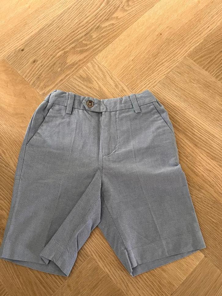 Nette blauwe korte broek voor jongens (maat 122), Kinderen en Baby's, Kinderkleding | Maat 122, Zo goed als nieuw, Jongen, Broek