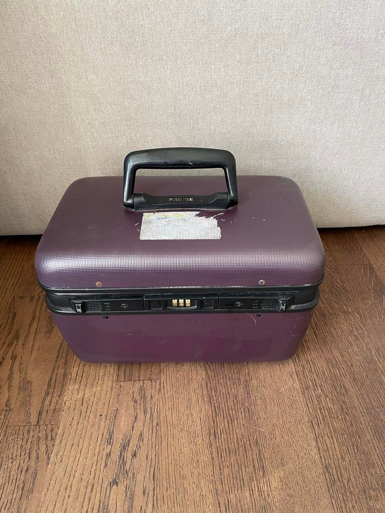 Mooie paarse beautycase met spiegel en slot, Gebruikt, Paars, Ophalen of Verzenden, Met slot