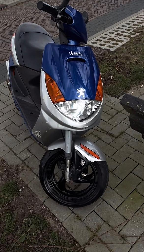 Vivacity 50cc, Fietsen en Brommers, Ophalen, Tweetakt, Gebruikt, Maximaal 45 km/u