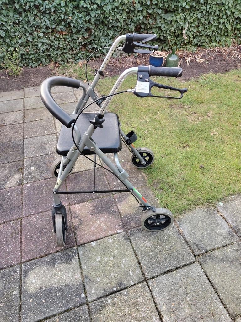 Rollator, Diversen, Verpleegmiddelen, Ophalen