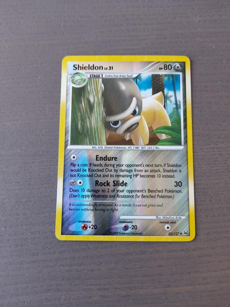 2009 platinum 62/127 shieldon reverse, Ophalen of Verzenden, Gebruikt, Losse kaart, Foil