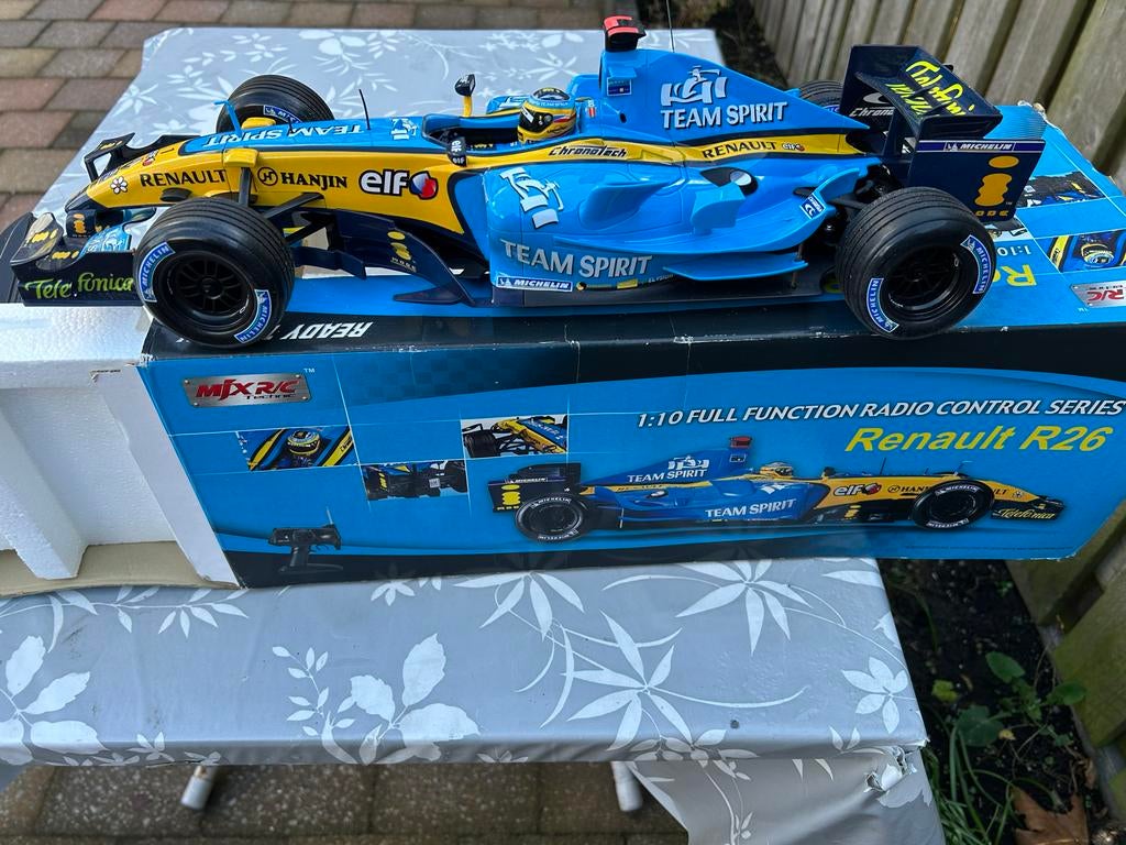 RC Renault R26 Formule 1 Auto 1:10 - Zo goed als nieuw, Hobby en Vrije tijd, Modelbouw | Radiografisch | Auto's, Elektro, Ophalen of Verzenden