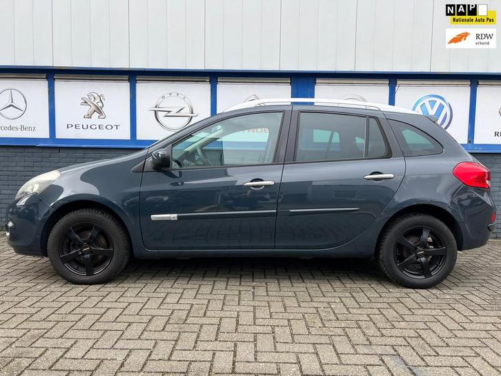 Renault Clio Estate 1.2-16V Authentique 2012 125000km 3995eu, Auto's, Renault, Bedrijf, Te koop, Clio, ABS, Airbags, Airconditioning