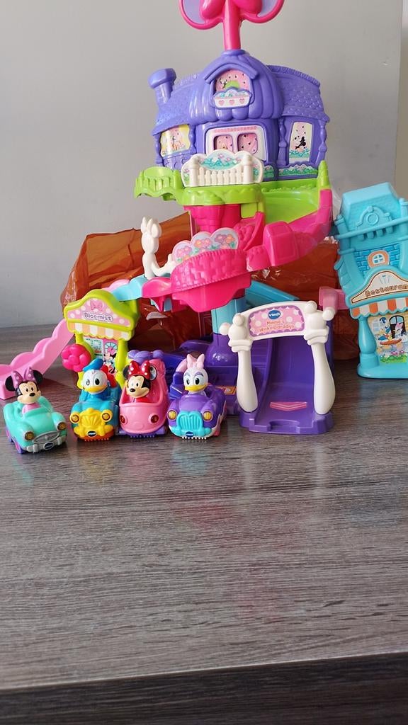 VTech Toet Toet Auto's Disney Minnie's winkelparadijs, Ophalen, Gebruikt, 2 tot 4 jaar