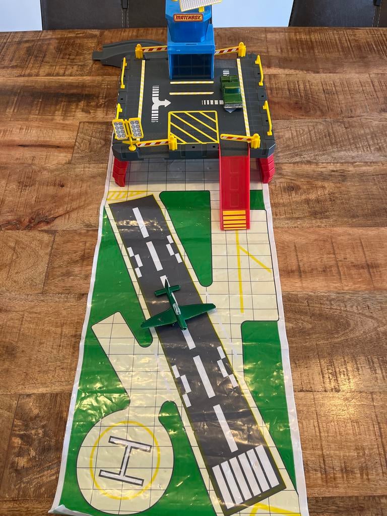 Matchbox Motorcity Vliegveld Speelset, Ophalen of Verzenden, Gebruikt, Jongen of Meisje