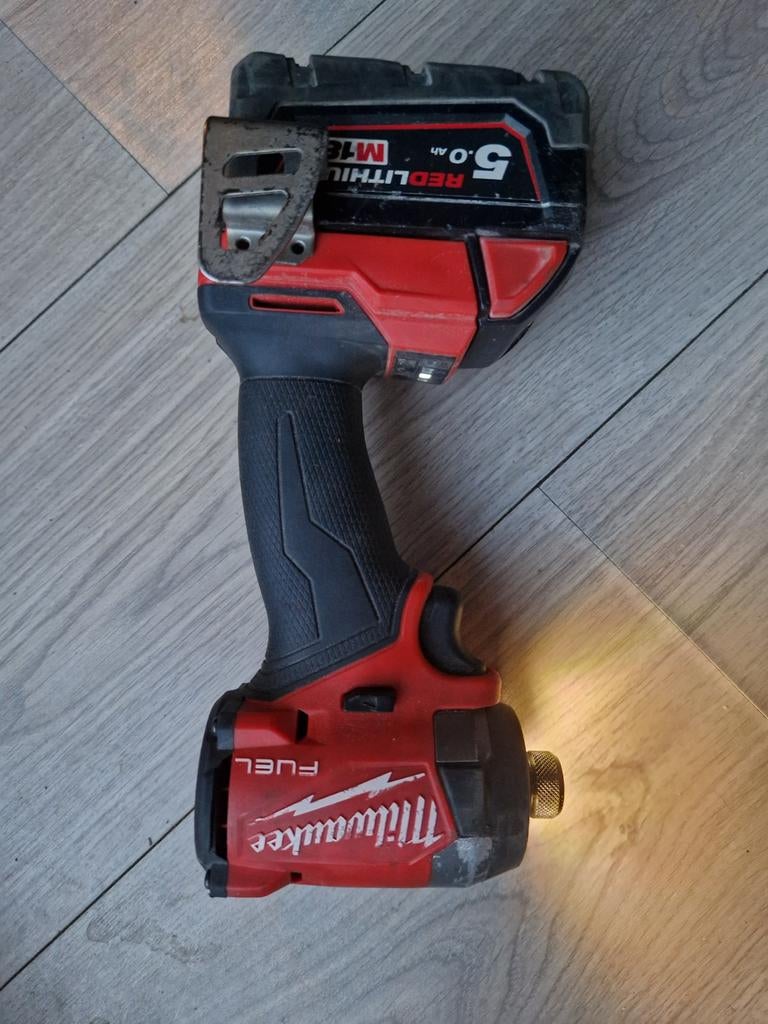 Milwaukee M18 FUEL Slagschroefmachine (Body), Ophalen, Variabele snelheid, Boor- en Schroefmachine, Gebruikt