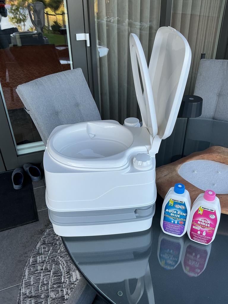 Thetford Porta Potti 345 met Aqua Kem en Aqua Rinse, Caravans en Kamperen, Ophalen of Verzenden, Zo goed als nieuw