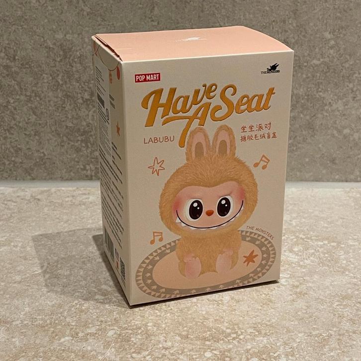 POPMART Labubu Have A Seat Blind Box Sealed (single), Verzamelen, Poppetjes en Figuurtjes, Nieuw, Ophalen of Verzenden