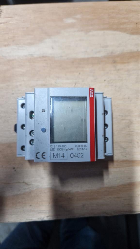 ABB C13 110-100 Energiemeter, Ophalen of Verzenden, Zo goed als nieuw, Overige typen