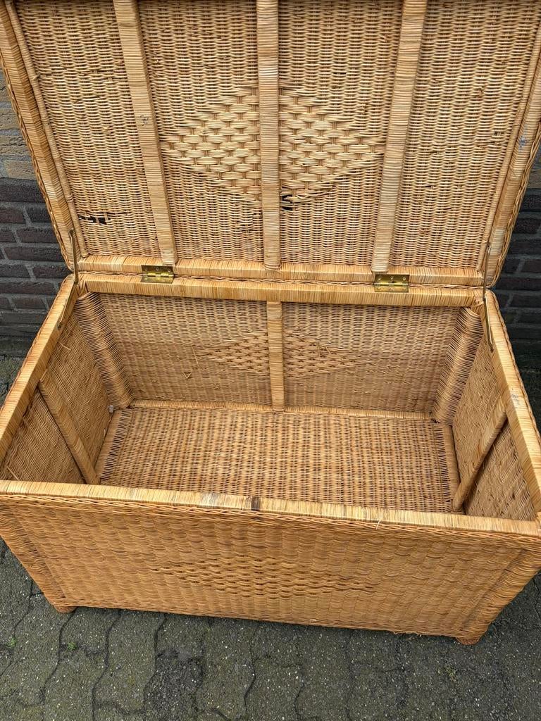Grote rieten opbergmand met deksel, Huis en Inrichting, Woonaccessoires | Kisten, Ophalen, Overige materialen, Gebruikt, 100 tot 150 cm