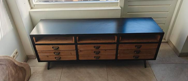 Dutchbone Sol Dressoir - Stijlvol en Praktisch, Huis en Inrichting, Kasten | Dressoirs, Zo goed als nieuw, 150 tot 200 cm, 25 tot 50 cm